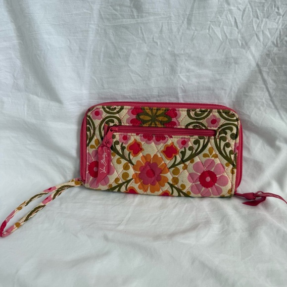 Vera Bradley Pink Floral Flower Pattern Large Crossbody Bag Purse and Wallet - Picture 6 of 8